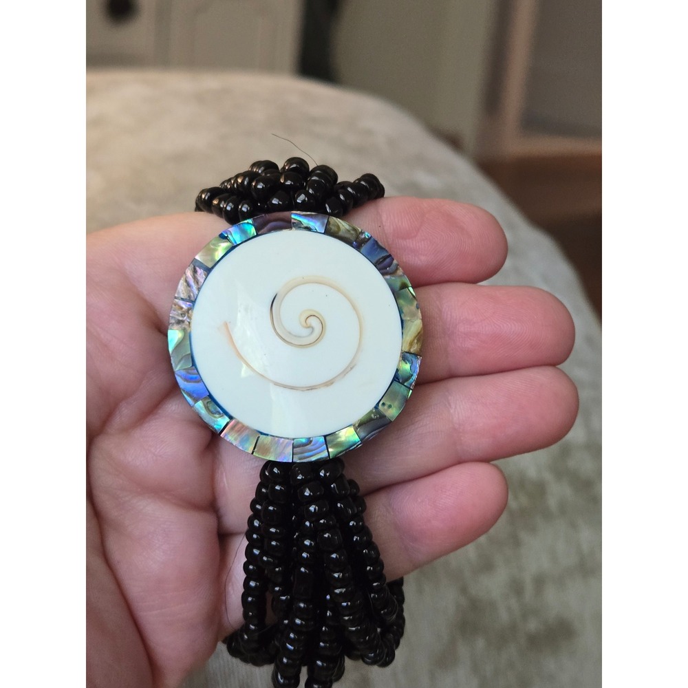 Abalone Inlaid Beach Theme Black Beaded Shell Stretch Bracelet